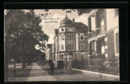 AK Neuburg A. D., Bahnhofstrasse Mit Mann  - Neuburg