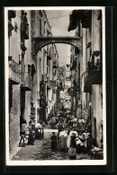 Cartolina Neapel, Gassenleben, Geschäfte Und Trocknende Wäsche  - Napoli (Neapel)
