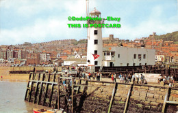 R346823 Scarborough. The Lighthouse. Postcard - World