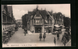 CPA Deauville, La Rue De L`Écluse  - Deauville