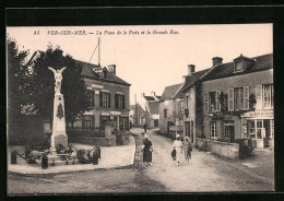 CPA Ver-sur-Mer, La Place De La Poste Et La Grande Rue  - Autres & Non Classés