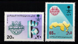 Saudi Arabien 754-755 Postfrisch #JZ651 - Saudi Arabia