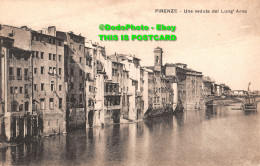 R347697 Firenze. Una Veduta Del Lung Arno. Postcard - World