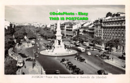 R347059 Lisboa. Praca Dos Restauradores E Avenida Da Liberdade. Dulia. 1952 - Monde