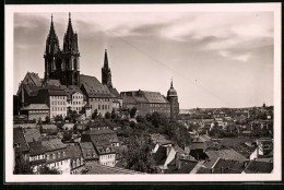 Fotografie Brück & Sohn Meissen, Ansicht Meissen I. Sa., Blick über Die Dächer Zum Burgberg Mit Dem Dom Und Schloss  - Orte