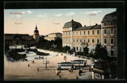 AK Darmstadt, Museum, Schloss Und Theater Mit Strassenbahn  - Strassenbahnen