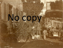 PHOTO ALLEMANDE - OFFICIERS ET CAMION A Maursmünster - MARMOUTIER PRES DE SAVERNE BAS RHIN - GUERRE 1914 1918 - War, Military