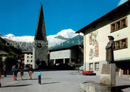 13626519 Saas-Fee Dorfplatz Und Kirche Mit Allalinhorn Und Alphubel Saas-Fee - Other & Unclassified