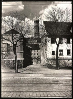 Fotografie Unbekannter Fotograf, Ansicht Augsburg, Gasse Mit Pfarrkirche St. Georg  - Places