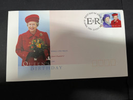 14-5-2024 (5 Z 9) Australia FDC - 1999 - (2 Covers) - Qeen Elizabeth & Roases - Primo Giorno D'emissione (FDC)