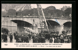 AK Paris, L'Accident Du Pont De L'Archevéche Un Autobus Dans La Seine 1911, Morts La Voiture Sortie Du Fleuve  - Bus & Autocars