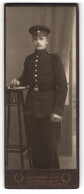 Fotografie Hermann Luh, Seifhennersdorf, Junger Soldat In Uniform Mit Schirmmütze  - Anonyme Personen