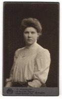 Fotografie H. Monhaupt, Emden, Junge Frau Margarete Beltz In Weisser Bluse  - Anonymous Persons