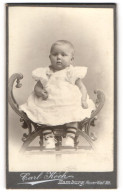 Fotografie Carl Koch, Hamburg, Niedliches Kleines Mädchen Ingeborg P., 1905  - Personas Anónimos