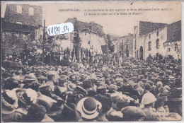 GERBEVILLER- 2 EME ANNIVERSAIRE DE SON MARTYRE ET DE SA DELIVRANCE- AOUT 1916- LA MESSE EN PLEIN AIR A LA CROIX - Gerbeviller