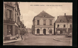 CPA Ecommoy, Hôtel De Ville Et Rue Carnot  - Ecommoy