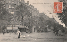 PARIS  CARREFOUR DES GOBELINS  CPA  CIRCULEE - Arrondissement: 13