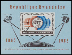 BL4** (111A) - Centenaire De L' /100 Jaar Van / Hundertjahrfeier Von / Centenary Of - U.I.T II - RWANDA - Unused Stamps