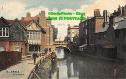 R354633 The Bridge Newbury. Post Card - Monde