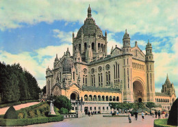 14 LISIEUX LA BASILIQUE SAINTE THERESE - Lisieux