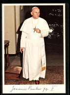 AK Papst Johannes Paul II. Berührt Sein Kreuz Im Weissen Ornat  - Papes