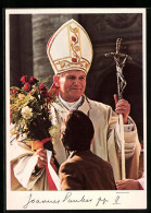 AK Papst Johannes Paul II. Mit Ferula, Mitra Und Blumenstrauss  - Papi