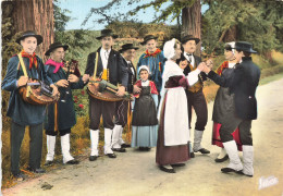 36 BERRY GROUPE FOLKLORIQUE - Sonstige & Ohne Zuordnung