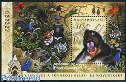 Hungary 2006 Zoo S/s, Mint NH, Nature - Animals (others & Mixed) - Bats - Birds - Butterflies - Flowers & Plants - Gir.. - Ongebruikt