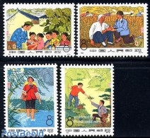 China People’s Republic 1974 Barefoot Doctors 4v, Mint NH, Health - Health - Red Cross - Nuevos