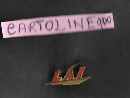 Aerei Aereo Linee Aeree Italiane Lai Spilla Pins Linee Aeree Italiane  Cm.2 X Cm.1 (vedere/scansioni) - 1946-....: Ere Moderne