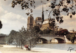 75-PARIS NOTRE DAME-N°4184-C/0197 - Notre Dame Von Paris