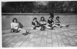 Photo Vintage Paris Snap Shop - Femme Women étudiante Student - Anonymous Persons