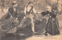 29-BRETAGNE FOLKLORE PASSAGE DIFFICILE-N°LP5135-G/0325 - Autres & Non Classés