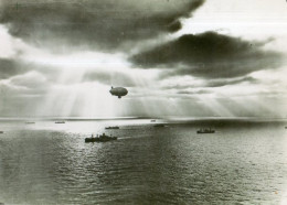 Guerre 39 45 : Convoi Maritime Allié Avec Blimp (ballon Dirigeable) - War, Military