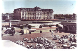 14 - DEAUVILLE -  ROYAL HOTEL - AUTOMOBILE -ANIMÉE - - Deauville