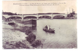 77 - MONTEREAU - PONT De MOSCOU - PÉNICHE - PÊCHEURS En BARQUE -  - Montereau