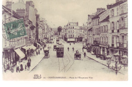 77 - FONTAINEBLEAU - PLACE De L''ÉTAPE-aux-VINS - TRAMWAYS - ANIMÉE -' - Fontainebleau