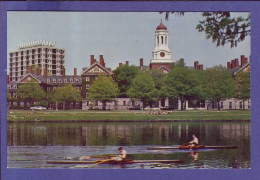 ÉTATS UNIS - BOSTON  MASSACHUSETTS -  DUNSTER HOUSE AND CHARLES RIVER -  - Boston