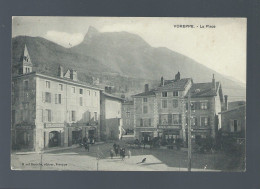 CPA - 38 - Voreppe - La Place - Animée - Circulée En 1909 - Voreppe