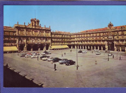 ESPAGNE - SALAMANQUE - GRAND PLACE - AUTOMOBILE - 4CV - DAUPHINE - FIAT500 - ETC.....+ - Salamanca