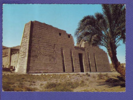 EGYPTE - LOUXOR - MEDINET HABOU - FACADE DU TEMPLE -  - Luxor