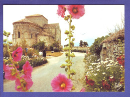 17 - TALMONT - EGLISE ROMANE  Et Ses ROSES TREMIERES - ANIMEE - - Autres & Non Classés