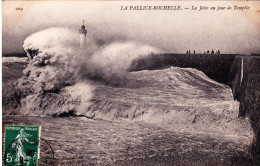 17 - Charente Maritime - LA PALLICE ROCHELLE - Le Jetée Un Jour De Tempete - La Rochelle