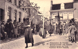  Boetprocessie Van VEURNE - Penitenten Kruisen Dragende - Procession De FURNES - Penitents Portant Des Croix - Veurne
