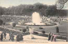 78-VERSAILLES LES GRANDES EAUX-N°5138-B/0229 - Versailles (Kasteel)