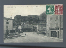 CPA - 38 - Voreppe - Hôtel Du Petit Paris Et Pont Sur La Roize - (Café Des Touristes) - Animée - Circulée En 1927 - Voreppe