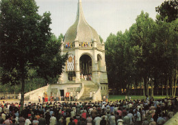 56 SAINTE ANNE D AURAY MONUMENT AUX MORTS  - Sainte Anne D'Auray