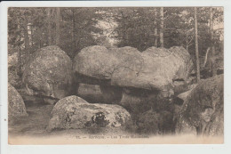 BARBIZON - SEINE ET MARNE - LES TROIS MAUSOLEES - Barbizon