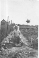 Photo Vintage Paris Snap Shop - Enfant Voiture Pédales Voiturette Jouet Toy - Autres & Non Classés