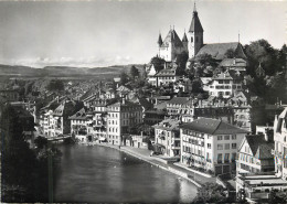 Postcard Switzerland Schloss Und Kirche Thun Mit Aarebassin - Sonstige & Ohne Zuordnung